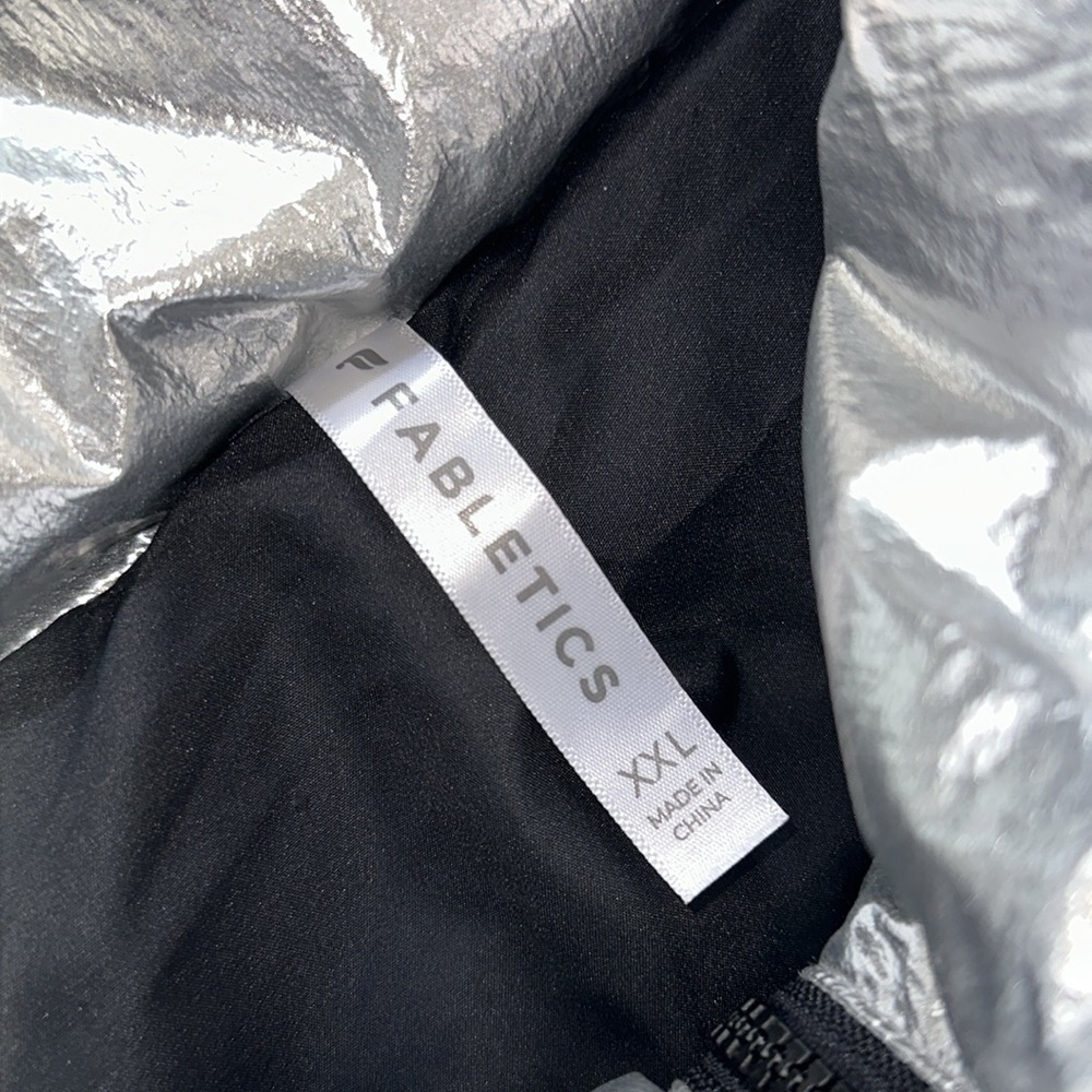 Fabletics Arden Puffer Jacket - Picture 12 of 15